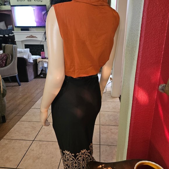 Business Ensemble Blouse Sm, Skirt Med, & Belt S/M. Perfect for that Interview. - Picture 4 of 10